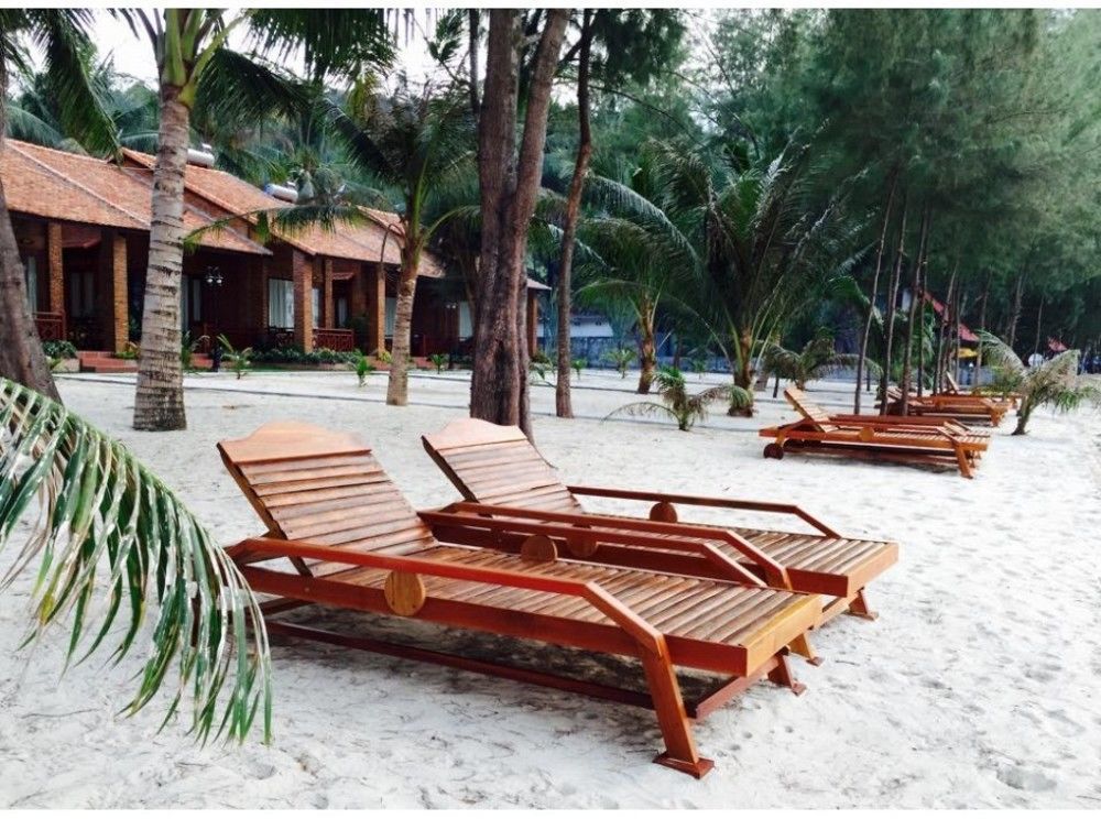 Gold Coast Phu Quoc Beach Resort Exterior photo
